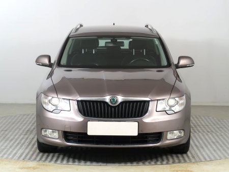Škoda Superb, 2012 - pohled č. 2
