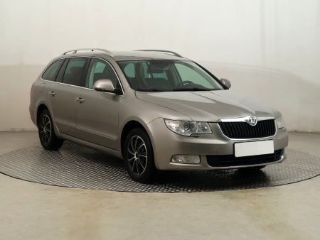 Škoda Superb, 2010