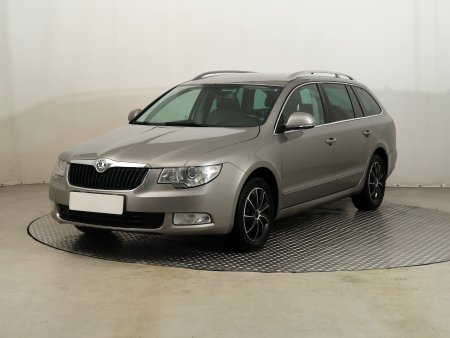 Škoda Superb, 2010 - pohled č. 3