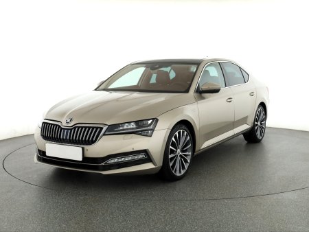 Škoda Superb, 2021 - pohled č. 3