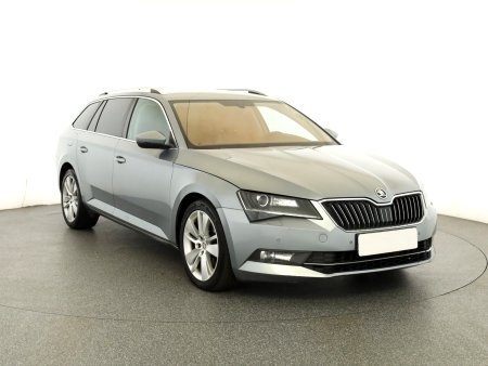 Škoda Superb, 2015