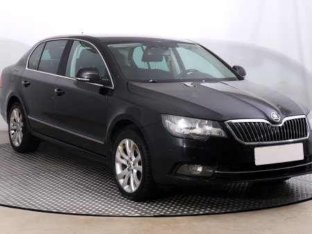 Škoda Superb, 2015