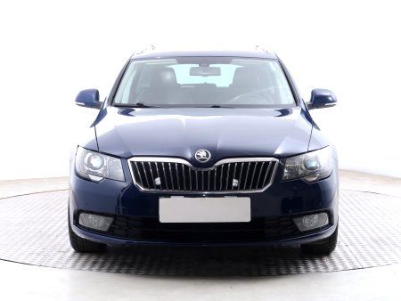 Škoda Superb, 2013 - pohled č. 2