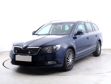 Škoda Superb, 2013 - pohled č. 3