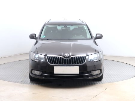 Škoda Superb, 2014 - pohled č. 2