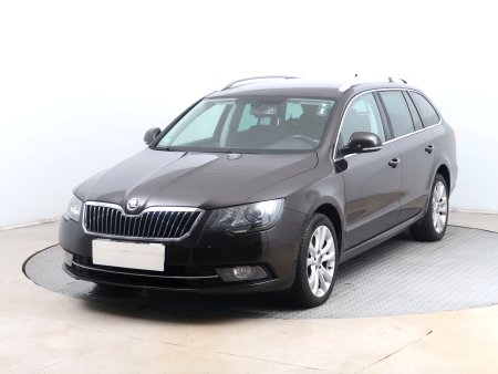 Škoda Superb, 2014 - pohled č. 3