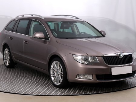 Škoda Superb, 2012