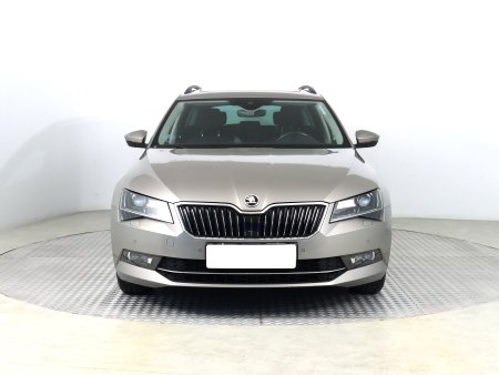 Škoda Superb, 2018 - pohled č. 2