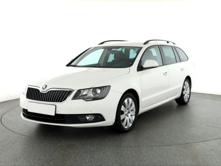 Škoda Superb, 2014 - pohled č. 3