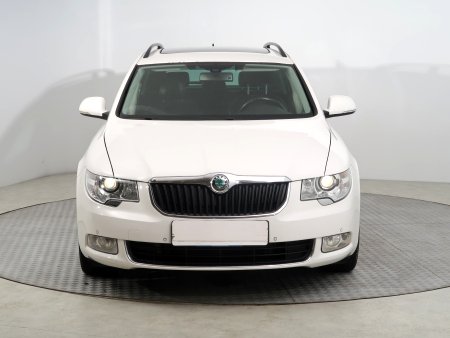 Škoda Superb, 2012 - pohled č. 2