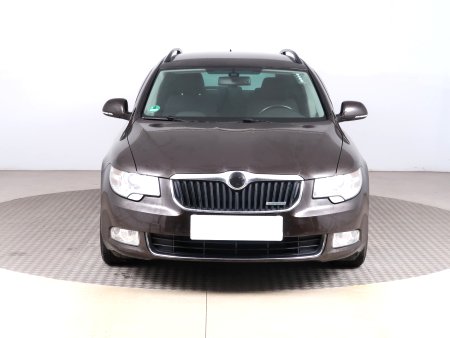 Škoda Superb, 2013 - pohled č. 2