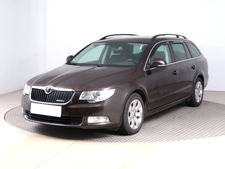 Škoda Superb, 2013 - pohled č. 3