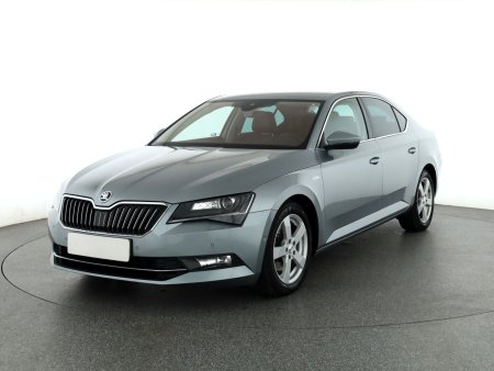 Škoda Superb, 2019 - pohled č. 3