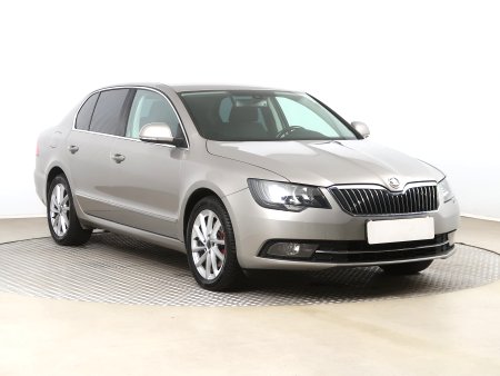 Škoda Superb, 2013
