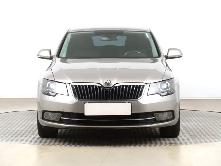 Škoda Superb, 2013 - pohled č. 2