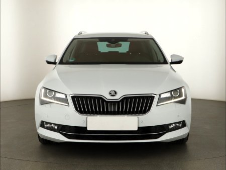 Škoda Superb, 2018 - pohled č. 2