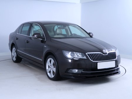 Škoda Superb, 2014