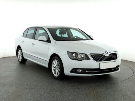 Škoda Superb, 2015