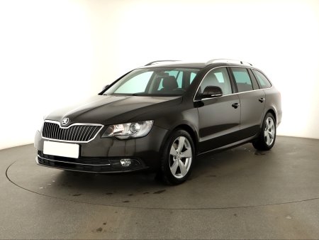 Škoda Superb, 2014 - pohled č. 3