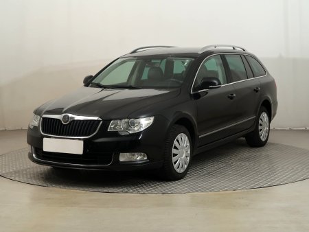 Škoda Superb, 2012 - pohled č. 3