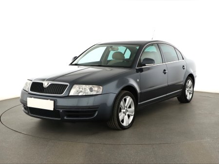 Škoda Superb, 2008 - pohled č. 3