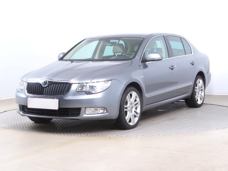 Škoda Superb, 2012 - pohled č. 3