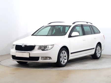 Škoda Superb, 2012 - pohled č. 3