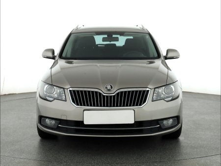 Škoda Superb, 2013 - pohled č. 2