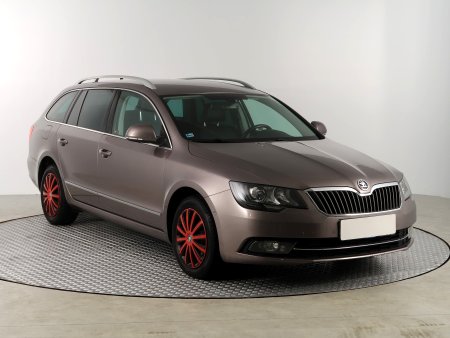 Škoda Superb, 2014