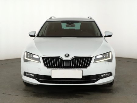 Škoda Superb, 2017 - pohled č. 2