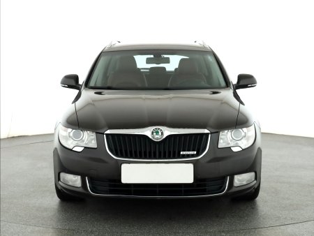 Škoda Superb, 2012 - pohled č. 2