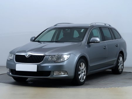 Škoda Superb, 2012 - pohled č. 3