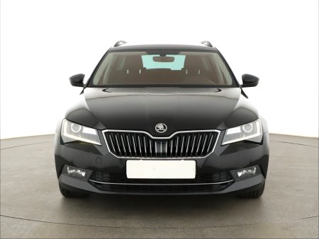 Škoda Superb, 2018 - pohled č. 2