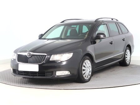 Škoda Superb, 2011 - pohled č. 3