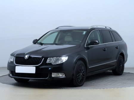 Škoda Superb, 2011 - pohled č. 3