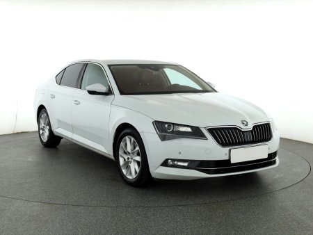 Škoda Superb, 2015