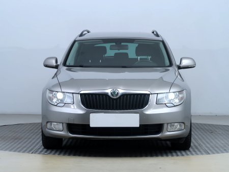 Škoda Superb, 2013 - pohled č. 2
