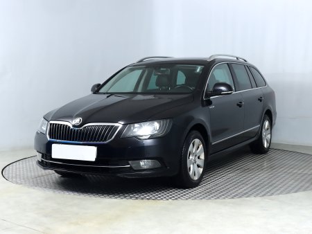 Škoda Superb, 2014 - pohled č. 3