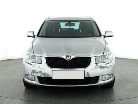 Škoda Superb, 2012 - pohled č. 2