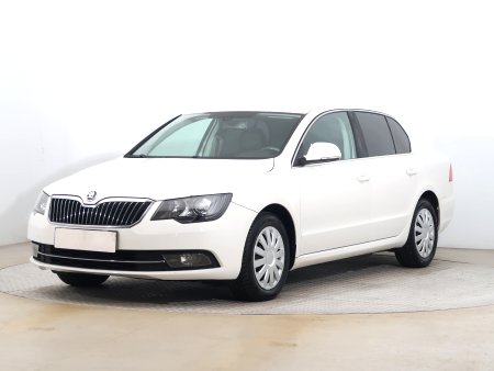 Škoda Superb, 2014 - pohled č. 3