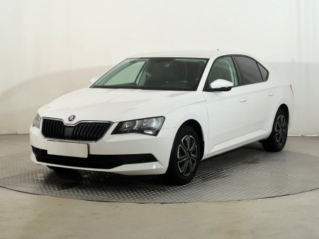Škoda Superb, 2017 - pohled č. 3