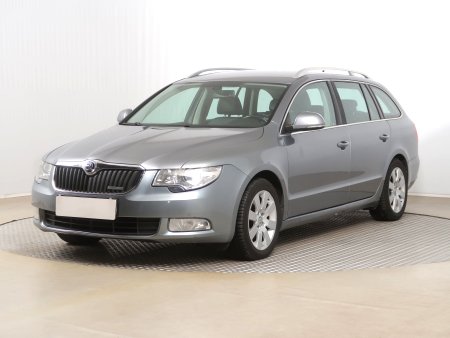 Škoda Superb, 2011 - pohled č. 3