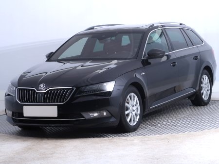 Škoda Superb, 2018 - pohled č. 3