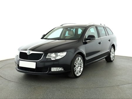 Škoda Superb, 2013 - pohled č. 3