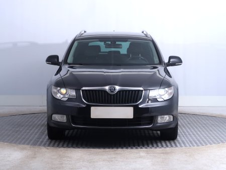 Škoda Superb, 2013 - pohled č. 2