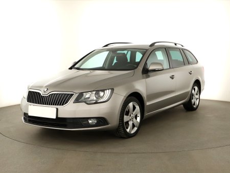 Škoda Superb, 2015 - pohled č. 3