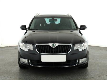 Škoda Superb, 2012 - pohled č. 2