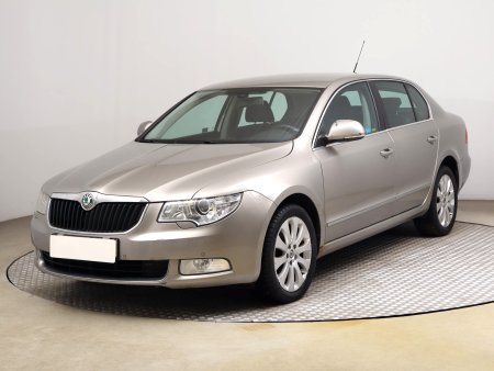 Škoda Superb, 2009 - pohled č. 3