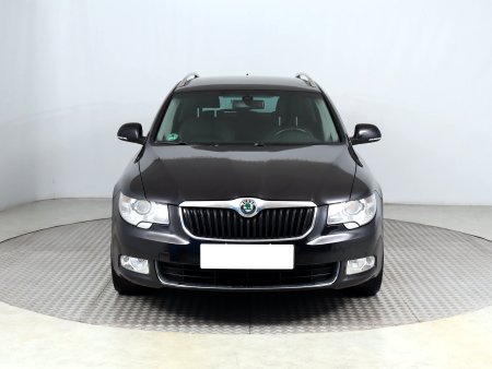 Škoda Superb, 2012 - pohled č. 2