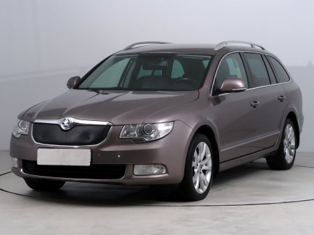 Škoda Superb, 2011 - pohled č. 3
